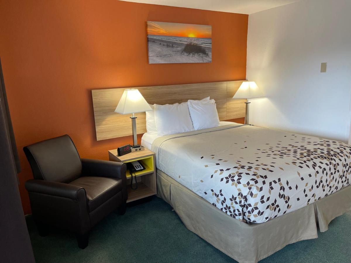 Newport Coast Inn Екстериор снимка